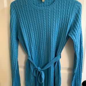 Women’s belted Burberry Sweater